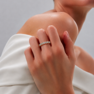 Eterna Shine Ring