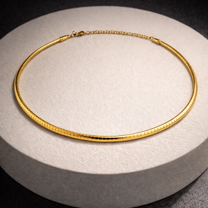 GOLD SNAKE NECKLACE