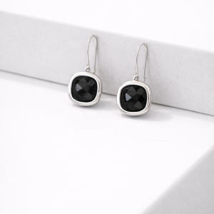 MIDNIGHT STONE EARRINGS