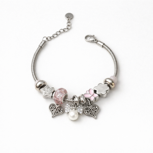 BUTTERFLY PEARL BRACELET