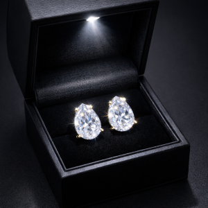 TEARDROP CRYSTAL CUT EARRINGS