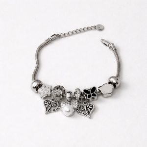 BUTTERFLY PEARL BRACELET